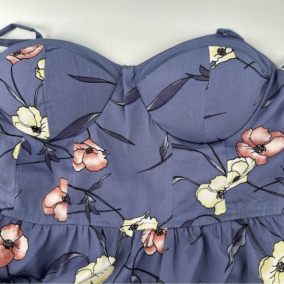 BOG Collection Bustier Romper Blue Floral Summer Time Fun Women's Size Large NWT - Picture 5 of 9